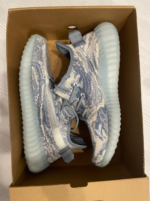 Обвуки yeezy 350