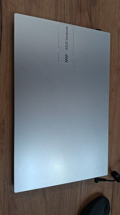 Asus vivobook 15