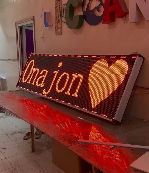 Elektron tablo Бегушая строка LED ekran