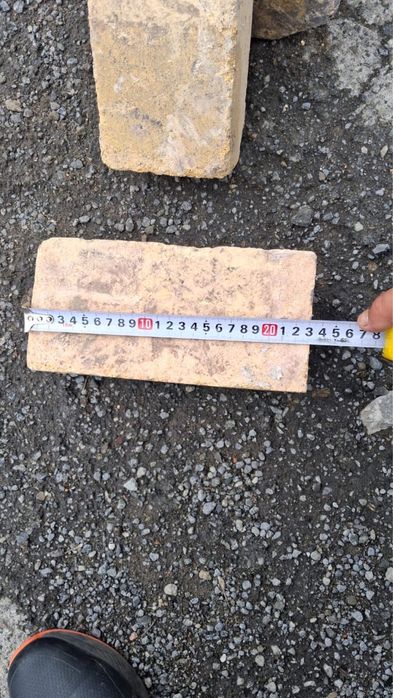 Продам красный кирпич