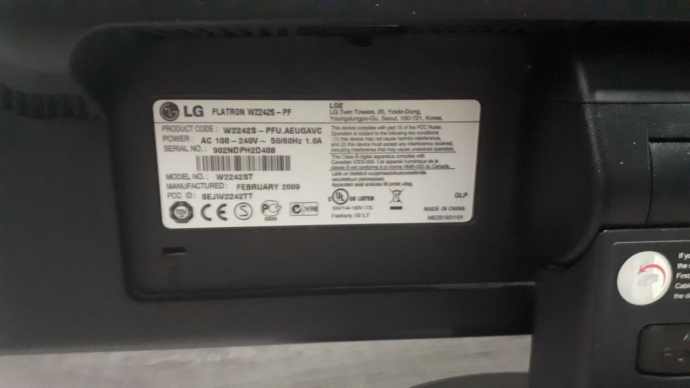 Монитор на ремонт или на запчасти