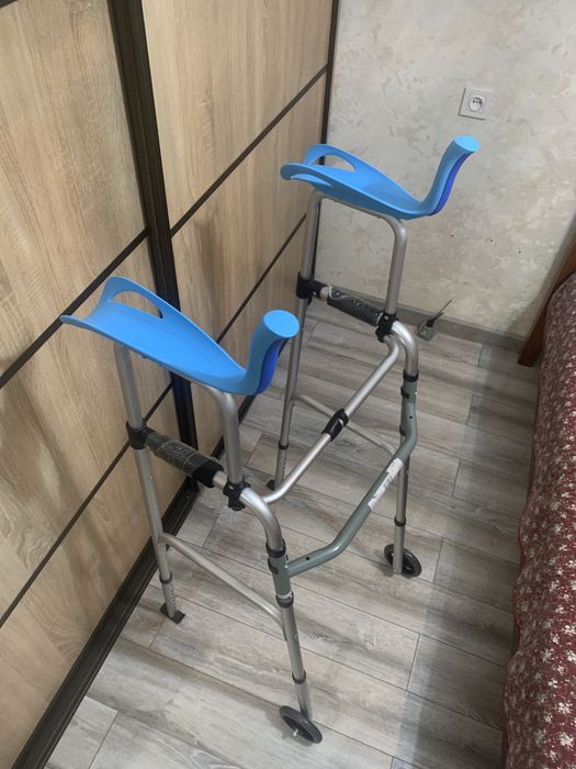 Ходунки для взрослых