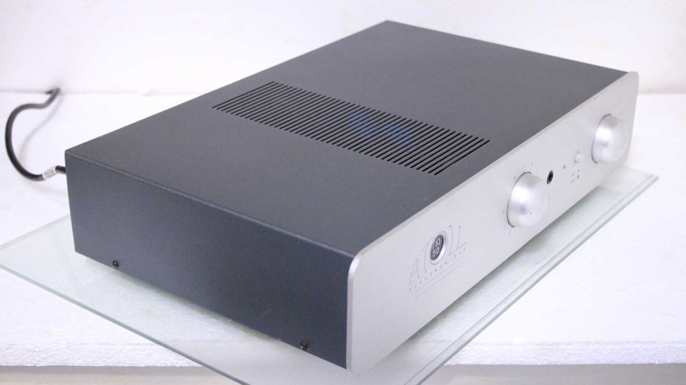 Amplificator/final Atoll IN50.