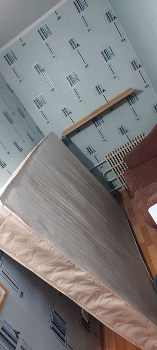 Матрас! Отдам бесплатно!