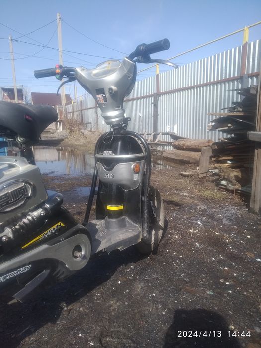 Срочна продам электро мопед