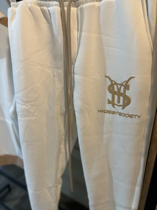 Compleu Made By Society Calitate Premium