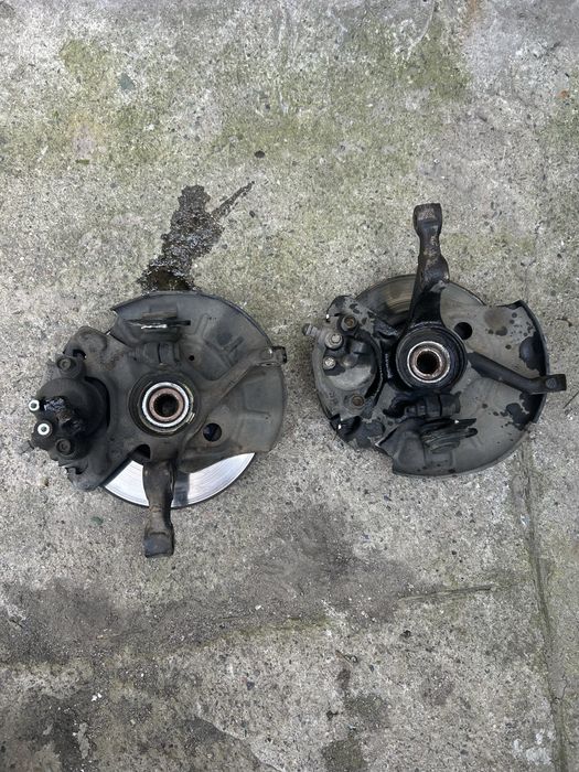 Продам ступицы в сборе гольф 3, венто