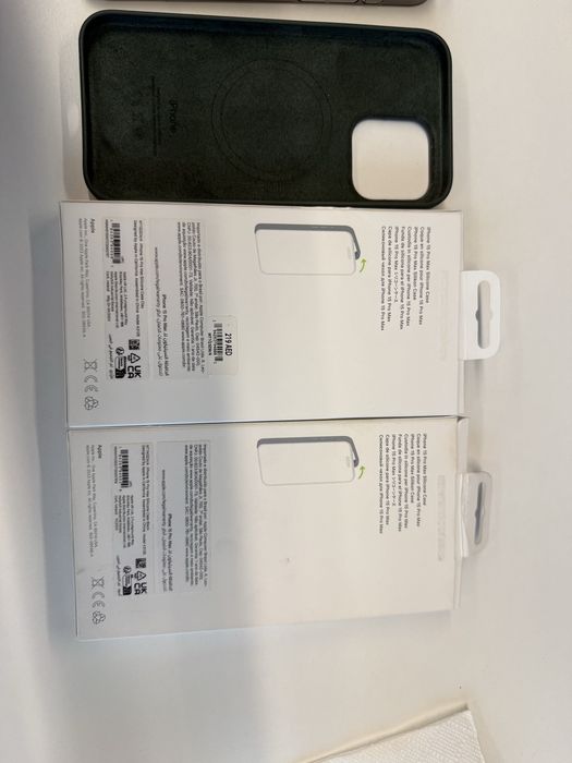 Чехлы для Iphone 15 pro max