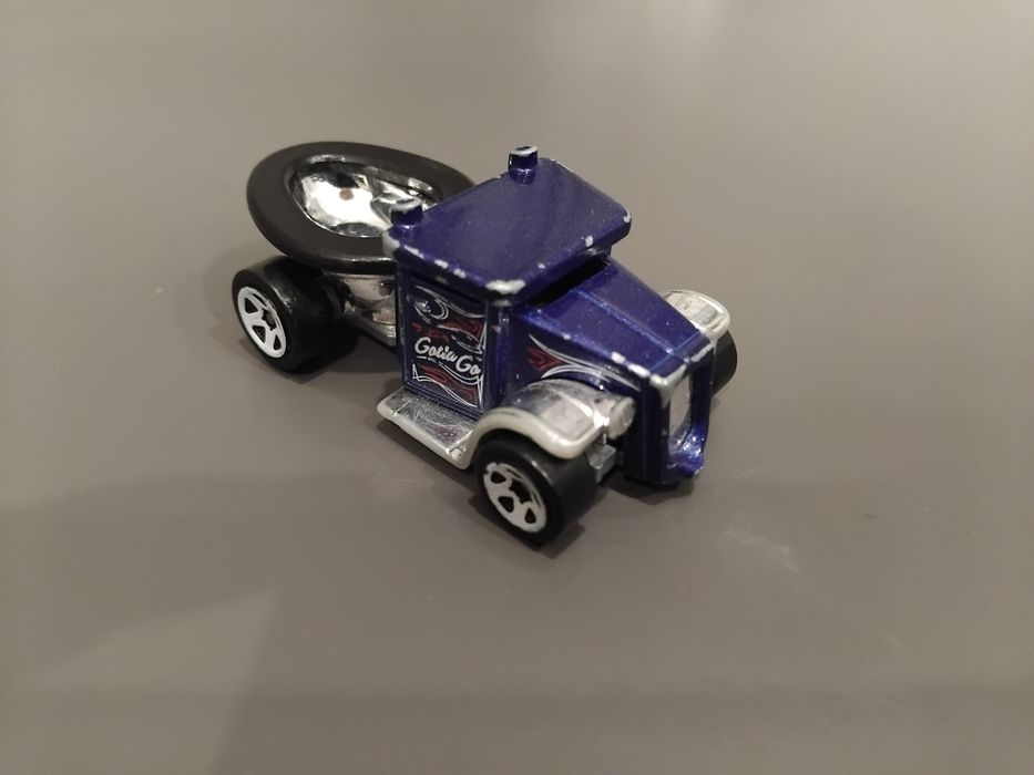 Машинки Hot Wheels