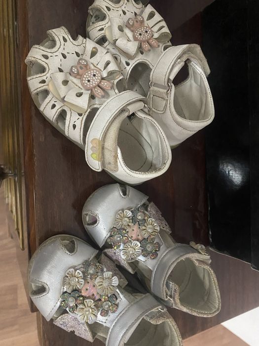 Продам детские сандалики