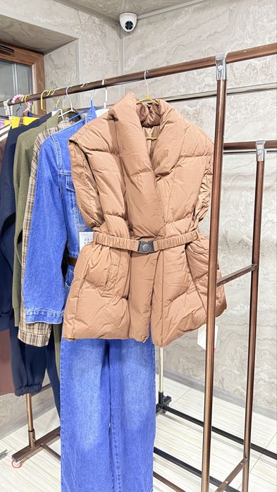 Распродажа всей одежды в связи с закрытием магазина отптом