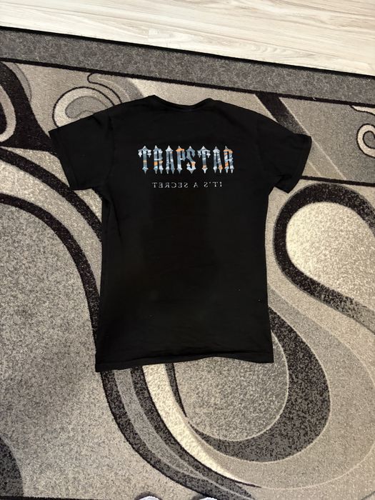 Trapstar тениска
