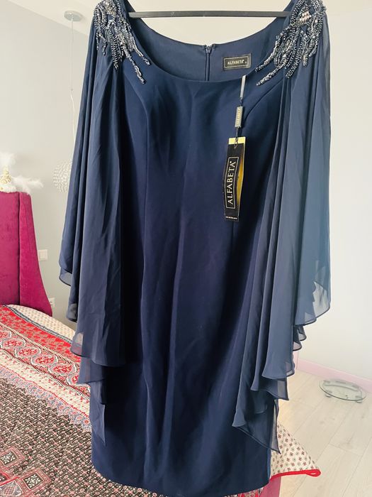 Одежда и брюки женские