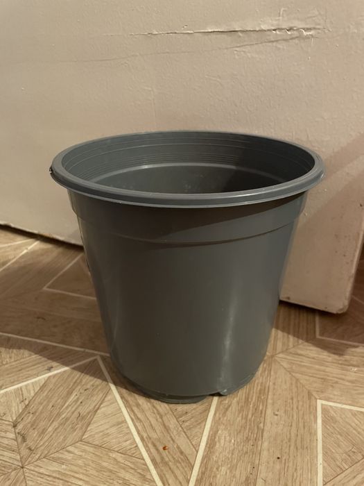 Горшочки для цветов