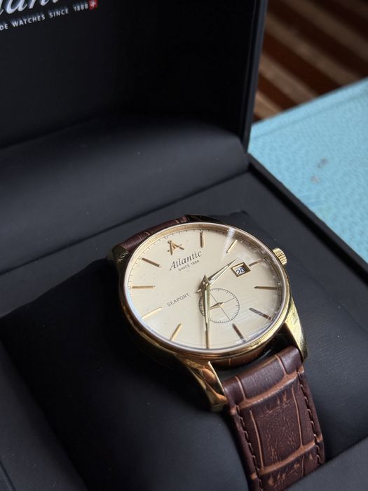 Atlantic Seaport watch