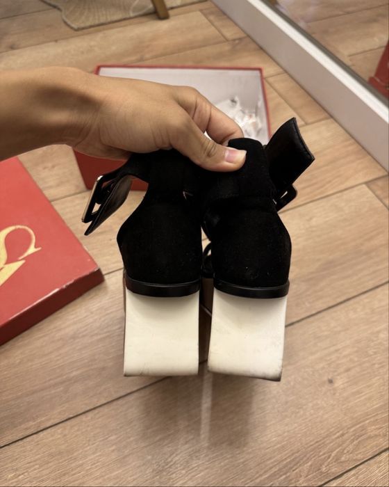 Босоножки стильные красивые