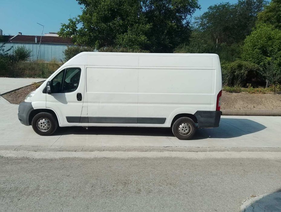 Продавам Микробус Peugeot Boxer Дълга база 3,5т 2.2 120кс. 2011г.