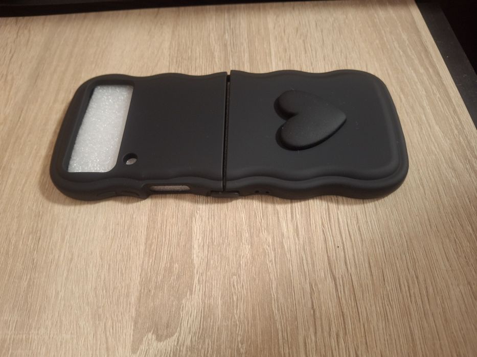 Кейс за galaxy Z flip 4