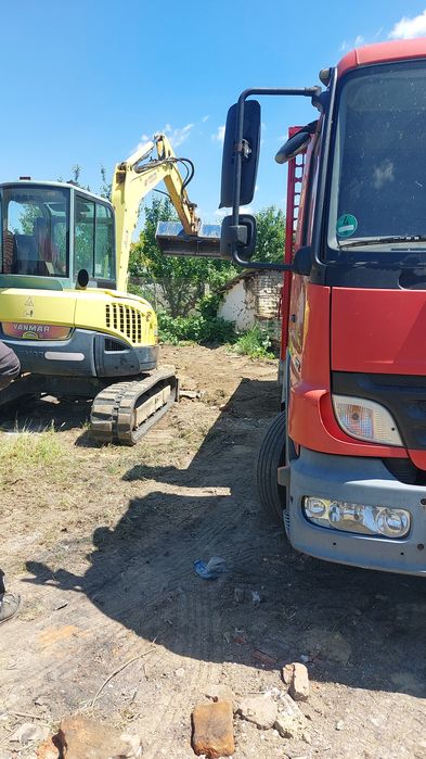 Executam lucrări cu excavatoru, transport  agregate, utilaje