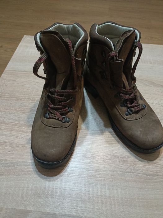 Ghete adult mărimea 45