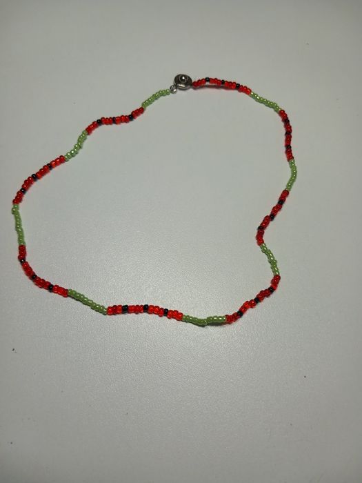 Гривни,пръстени и гердани от мъниста