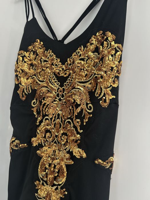 Rochie eleganta cu paiete