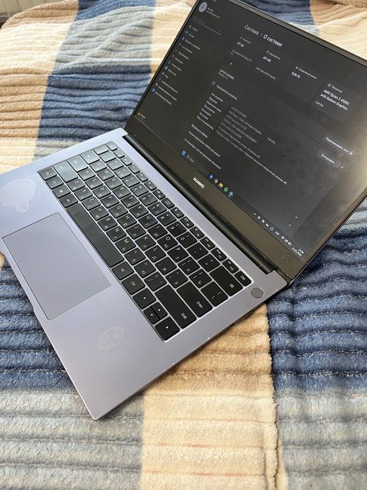 Ноутбук Huawei Matebook D14