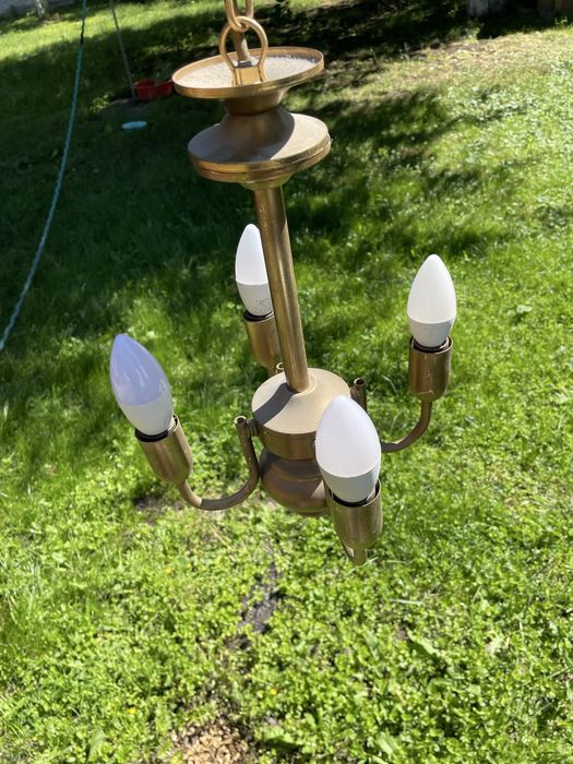 candelabru cu patru becuri