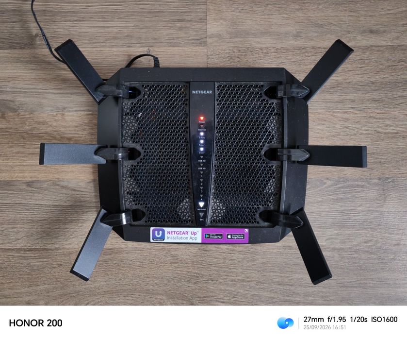 NETGEAR Nighthawk X6S R8000P AC4000 – Tri-Band – Gigabit