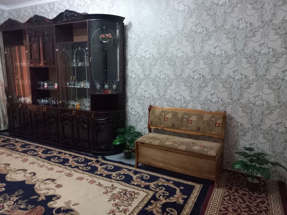 Сотилади срочно 2 хонали кв