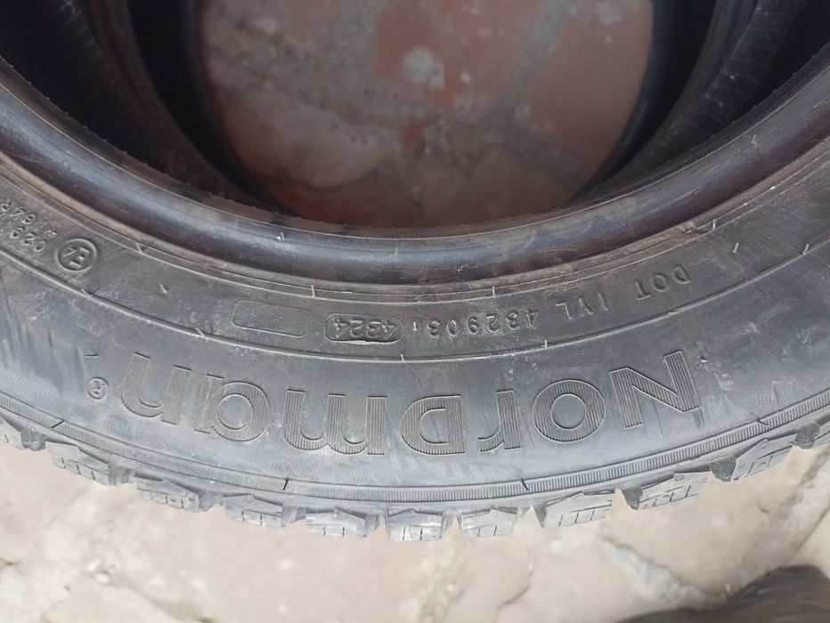 Зимни гуми с шипове 205/55/16