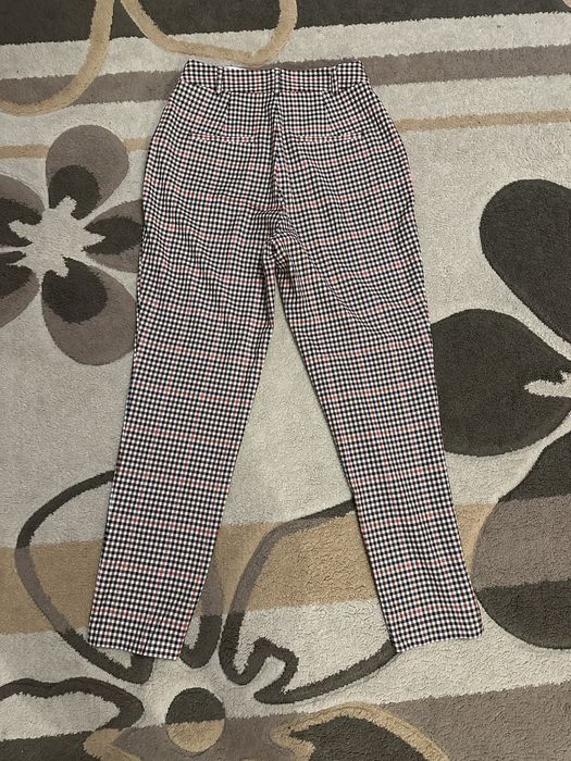 Vand pantaloni eleganti