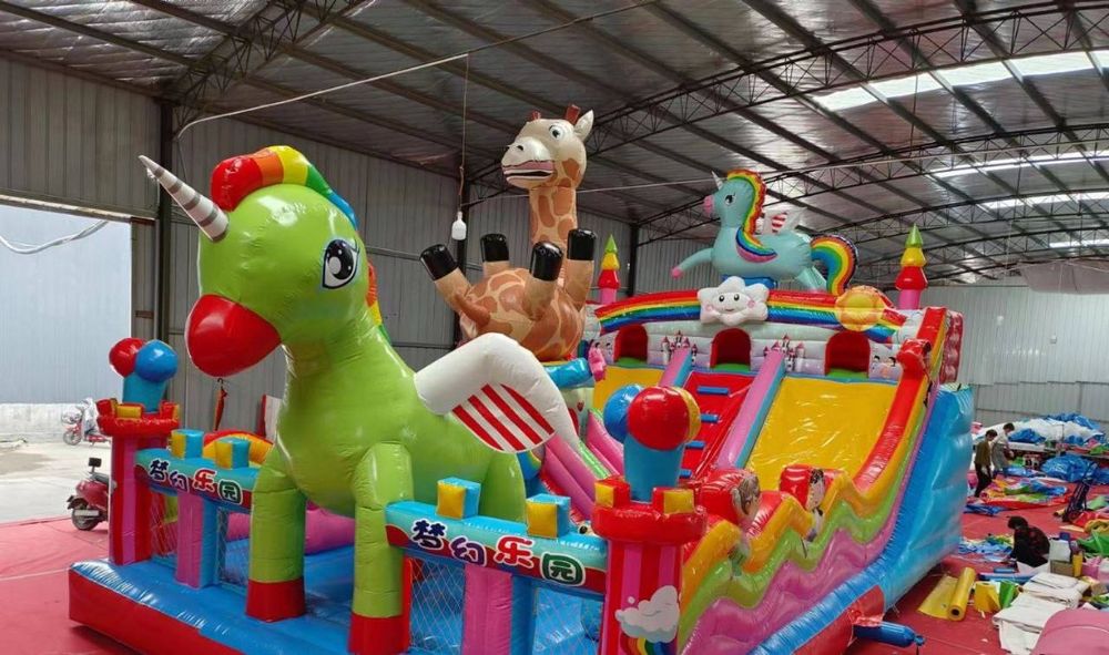 Bolalar uyinchoqlari batut