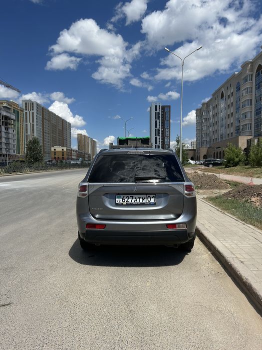 Мицубиси аутлендер 3