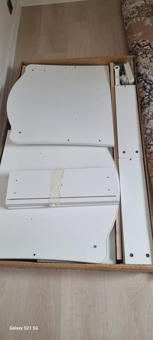 Продам новый манеж из дерева