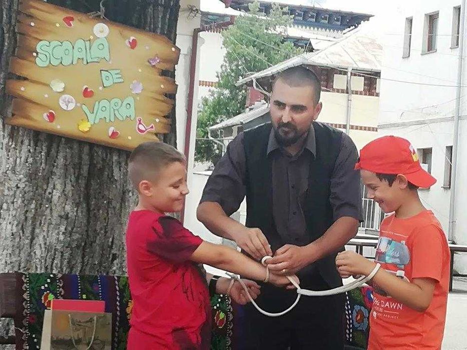Magician petreceri copii Rm Valcea