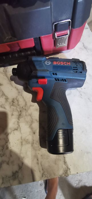Bosch гайковерт  gdr 120 li solo