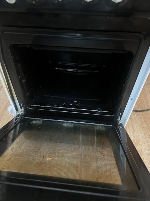 Продам электрическую плиту