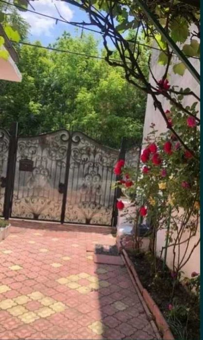 Proprietar, PIATA MUNCII, casa 3 camere de inchiriat, singur in curte