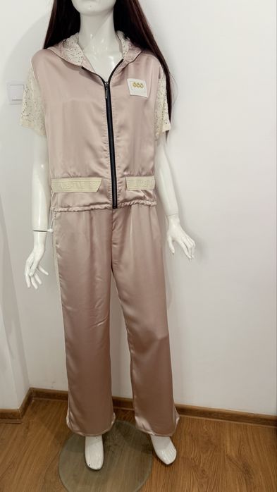 Сатенен комлект в пепел от рози