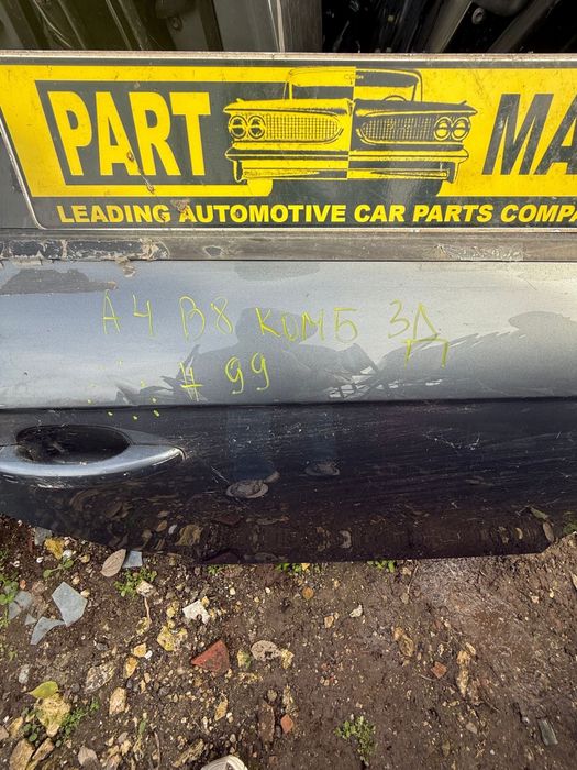 Задна дясна врата Ауду Audi A4 B8 комби ном 99