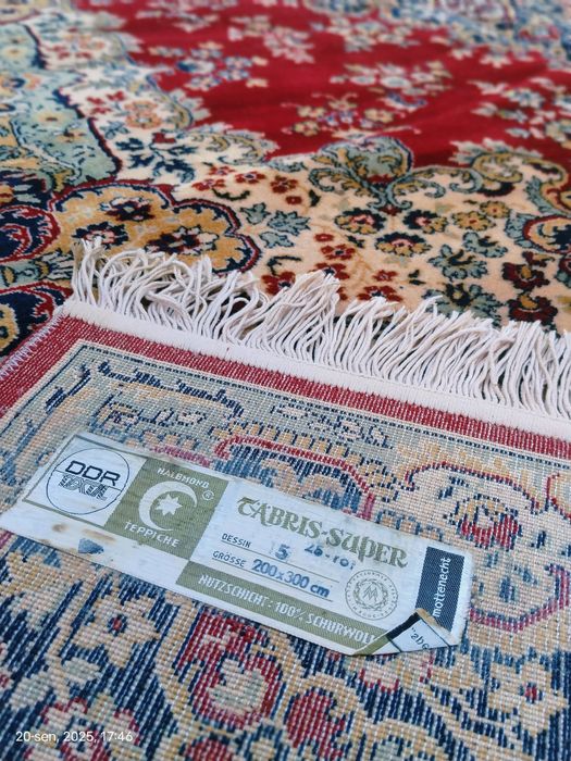 Гилам эронники антиквар  гилам. Бунакасини топиш кийин.