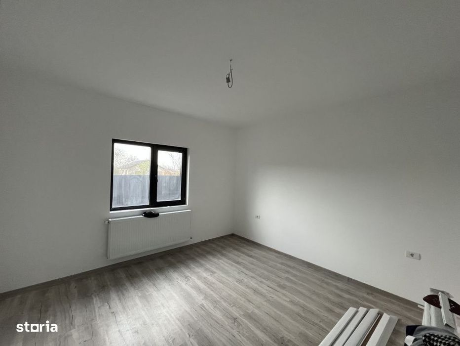 Oportunitate! Casa la sol, 3 camere, teren 420 mp, Valu lui Traian!