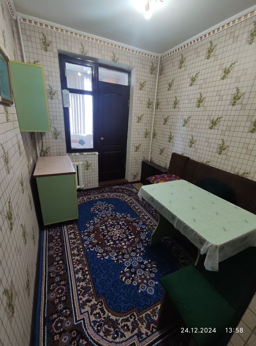 Kvartira 3 xonali 3 etaj sotiladi