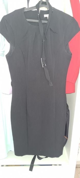 Пиджаки, костюмы, платья