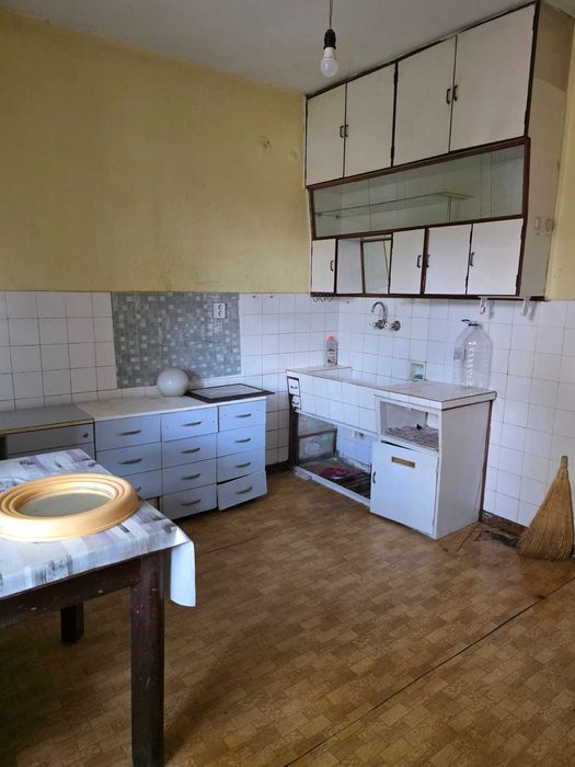 Етаж от къща в кв.Училищни,гр.Хасково