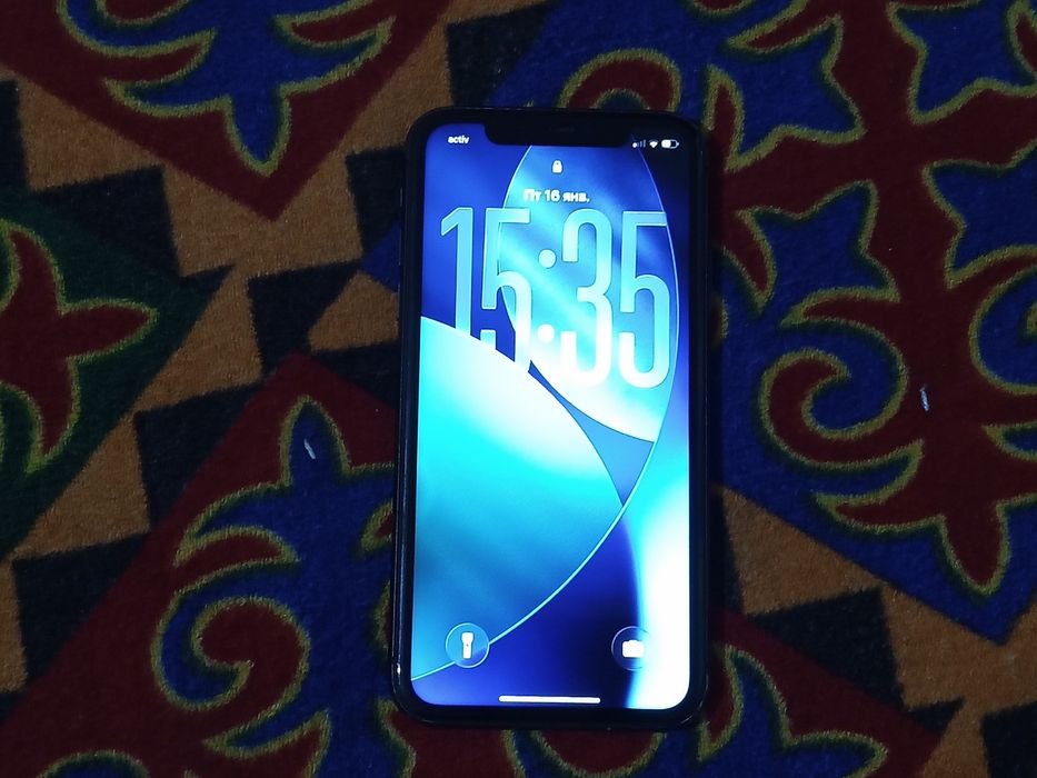 Продаю Айфон 11 срочна Сарыагаш