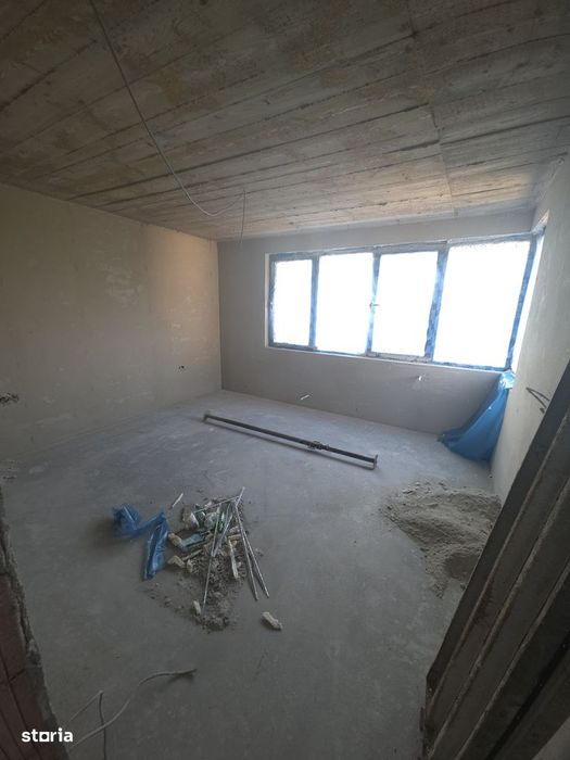 Duplex P+1+M 3 dormitoare 3 bai