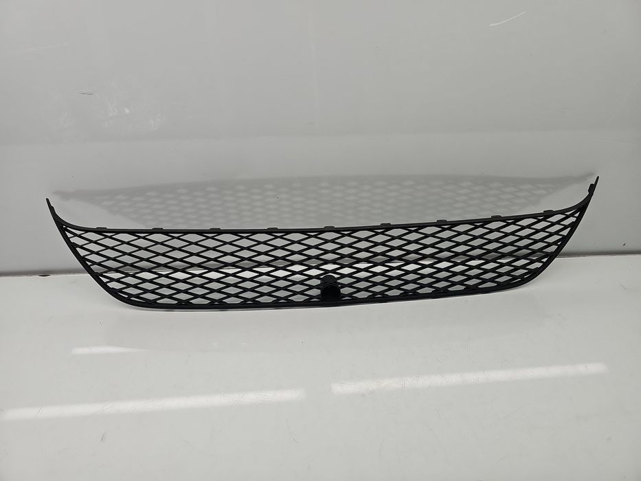 Grila bara fata MITSUBISHI Outlander II [Fabr 2006-2015] 6402A037
