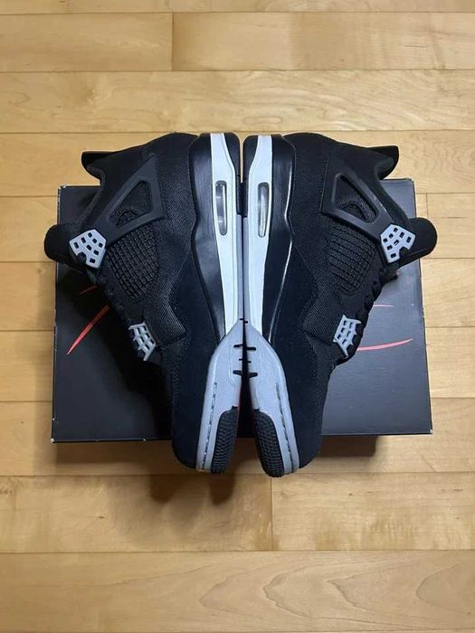 Sneakers Jordan4 Black Canvas cu eticheta (nu Nike, Gucci, Adidas, Balenciaga)